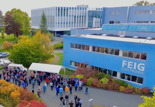 Luftbild des Sommerfestes von FEIG